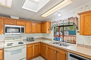 110 Hill Top Loop, Hawthorne, FL 32640 - Photo 17