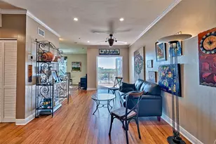 201 SE 2nd Ave, Gainesville, FL 32601 - Photo 11