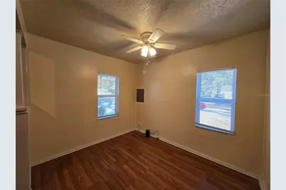 107 NE 15th Street, Gainesville, FL 32641 - Photo 7