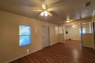 107 NE 15th St, Gainesville, FL 32641 - Photo 5