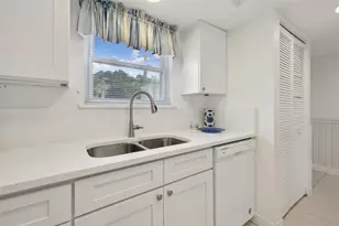 125 River Bend Pl, Welaka, FL 32193 - Photo 13