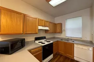 3860 SW 20th Ave, Gainesville, FL 32607 - Photo 5