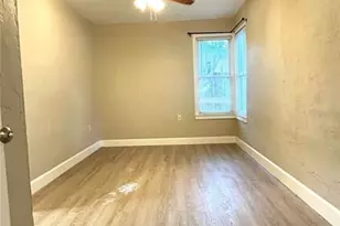 821 NE 8th Ave, Gainesville, FL 32601 - Photo 9