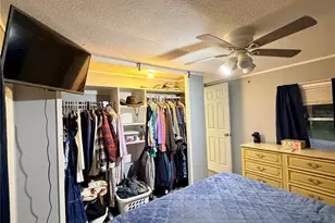 498 King Charles Cir, Deland, FL 32724 - Photo 19