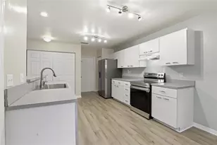 4526 NW 36th St, Gainesville, FL 32605 - Photo 15