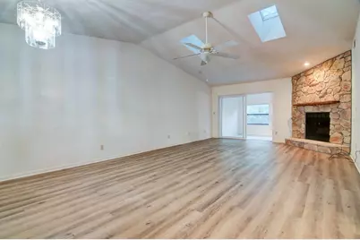 1628 NW 19th Circle, Gainesville, FL 32605 - Photo 9