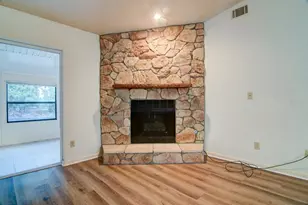 1628 NW 19th Cir, Gainesville, FL 32605 - Photo 11