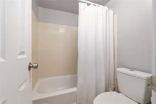 2811 SW Archer Rd, Gainesville, FL 32608 - Photo 17