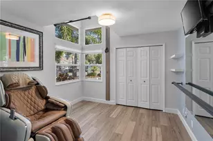 1974 Georgia Cir N, Clearwater, FL 33760 - Photo 9