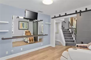 1974 Georgia Cir N, Clearwater, FL 33760 - Photo 11