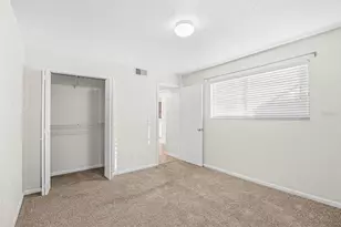 5528 SW 4th Pl, Gainesville, FL 32607 - Photo 11