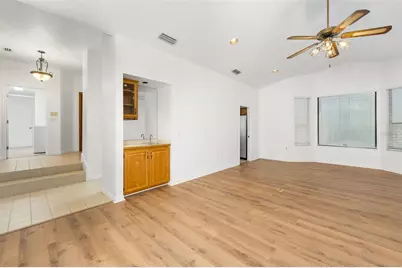 568 NW 39th Drive, Gainesville, FL 32607 - Photo 5