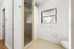 568 NW 39th Dr, Gainesville, FL 32607 - Photo 13