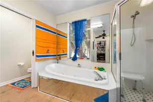 2737 SW 4th Pl, Gainesville, FL 32607 - Photo 17