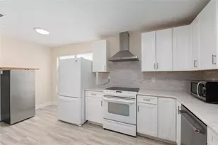 8205 SW 44th Terrace, Gainesville, FL 32608 - Photo 17