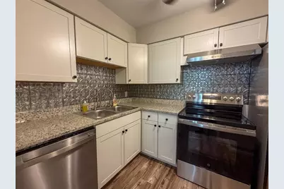 200 Belmont Drive, Palatka, FL 32177 - Photo 13