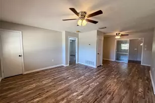 200 Belmont Dr, Palatka, FL 32177 - Photo 9