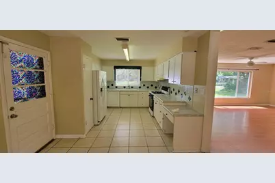 2201 NW 36th Drive, Gainesville, FL 32605 - Photo 13
