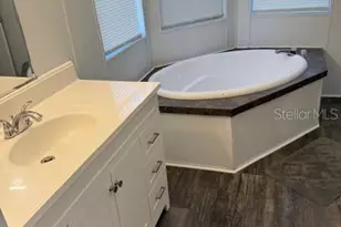 102 NE 13th Ave, Chiefland, FL 32626 - Photo 11