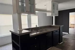 102 NE 13th Ave, Chiefland, FL 32626 - Photo 7