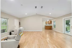 2610 NE 80th Ave, High Springs, FL 32643 - Photo 11