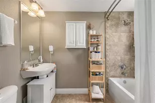 1460 NW 3rd Pl, Gainesville, FL 32603 - Photo 17