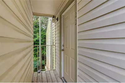 1015 SW 9th Street #D22, Gainesville, FL 32601 - Photo 5