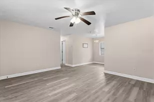 11907 NW 147 Pl, Alachua, FL 32615 - Photo 3