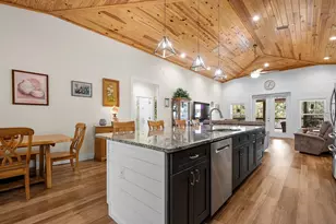 8449 Lilly Lake Rd, Melrose, FL 32666 - Photo 9