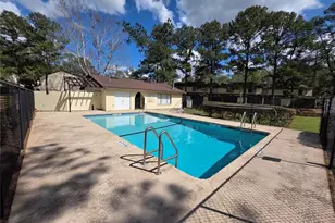 2735 SW 35th Pl, Gainesville, FL 32608 - Photo 23