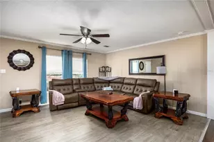 25228 NW 158 Ave, High Springs, FL 32643 - Photo 9