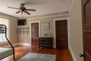 907 NW 11th Ave, Gainesville, FL 32601 - Photo 13