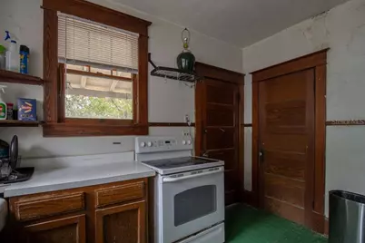 907 NW 11th Avenue, Gainesville, FL 32601 - Photo 11