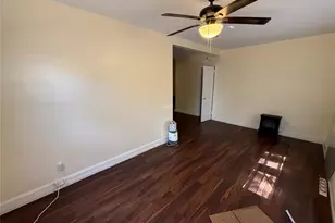 824 E University Ave, Gainesville, FL 32601 - Photo 3