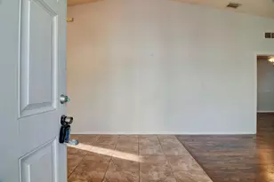 1569 NW 29 Rd, Gainesville, FL 32605 - Photo 3