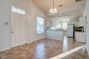 1569 NW 29 Rd, Gainesville, FL 32605 - Photo 7