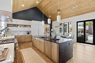 1026 SW 131st St, Newberry, FL 32669 - Photo 11