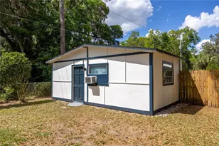 24 NE 45th St, Gainesville, FL 32641 - Photo 23