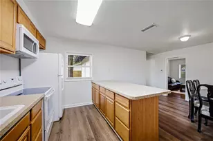 24 NE 45th St, Gainesville, FL 32641 - Photo 7