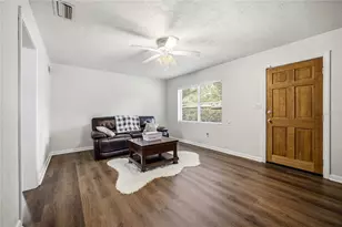 24 NE 45th St, Gainesville, FL 32641 - Photo 5