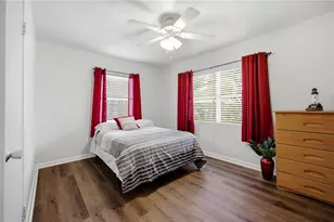 24 NE 45th St, Gainesville, FL 32641 - Photo 15