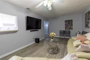 501 SW 75th St, Gainesville, FL 32607 - Photo 11