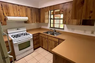 4730 NW 36th Pl, Gainesville, FL 32606 - Photo 5