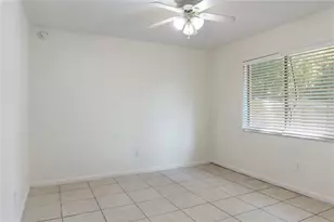 1031 SW 61st St, Gainesville, FL 32607 - Photo 11