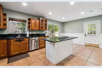 3741 NW 16th Place, Gainesville, FL 32605 - Photo 11