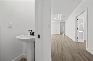 1050 SW 67th Way, Gainesville, FL 32607 - Photo 19