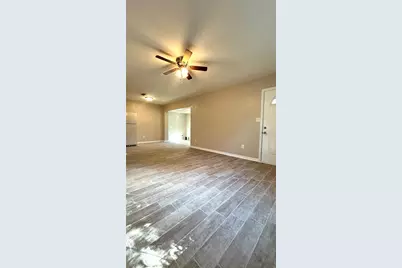 2411 NE 11th Street, Gainesville, FL 32609 - Photo 3