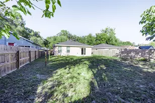 1111 SE 2nd Ave, Gainesville, FL 32641 - Photo 9