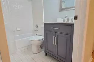 5250 SW 97th Dr, Gainesville, FL 32608 - Photo 9