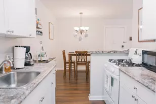 1700 SW 16th Ct, Gainesville, FL 32608 - Photo 11